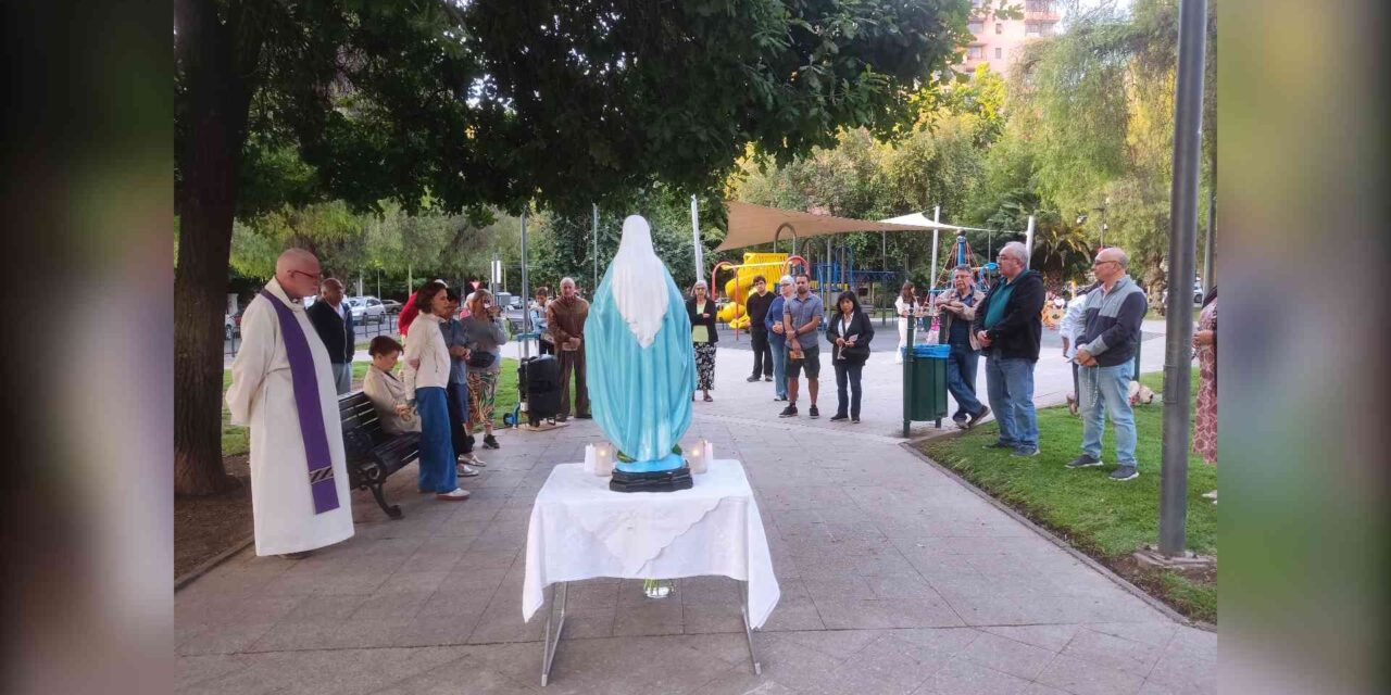 ¡Los esperamos para vivir juntos el último Rosario en plazas de este año! 🌟